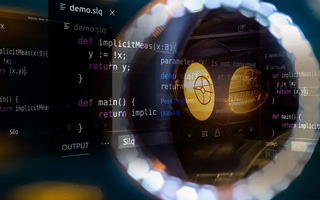 阜新 api php源码,下载的php源码怎么运行呢？